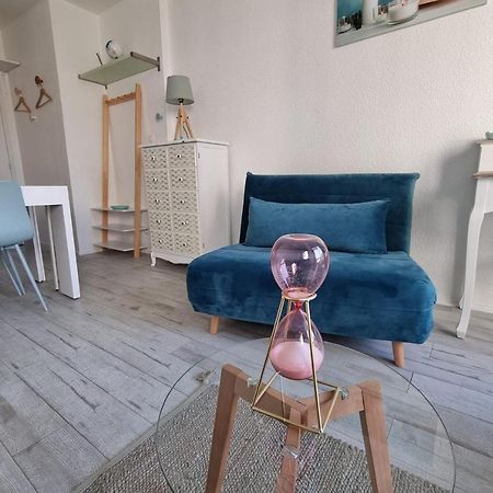 Studio In Front Of Marcel Proust Promenade Cabourg Exterior foto